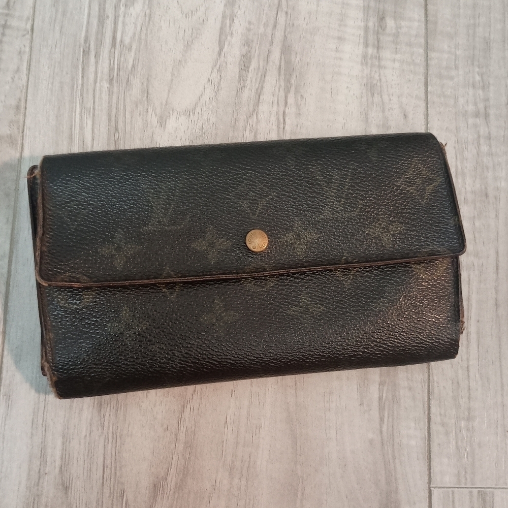 Louis Vuitton Monogram Canvas Long Wallet in Dark Brown with Gold Tone Snap
